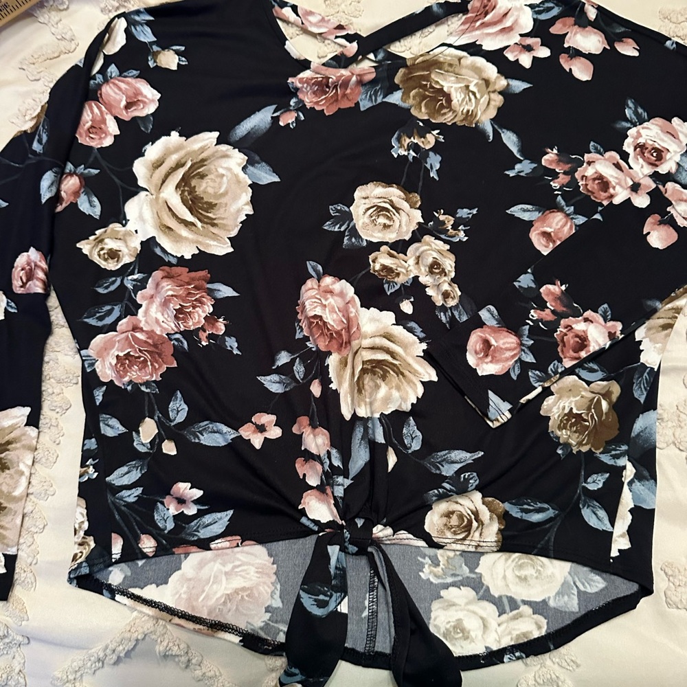 Iz Byer Black Floral Tie-Front Blouse